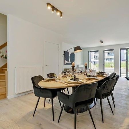 Family House With Stunning Roof Terrace Overlooking The Diaz Arena Oostende Buitenkant foto