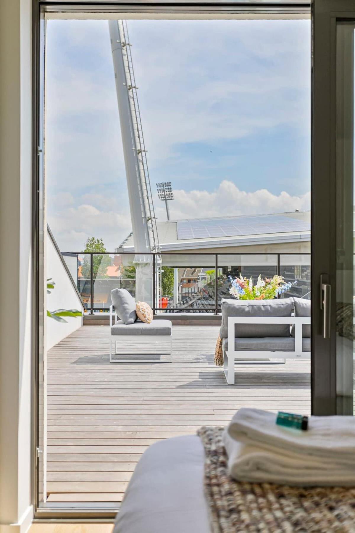 Family House With Stunning Roof Terrace Overlooking The Diaz Arena Oostende Buitenkant foto